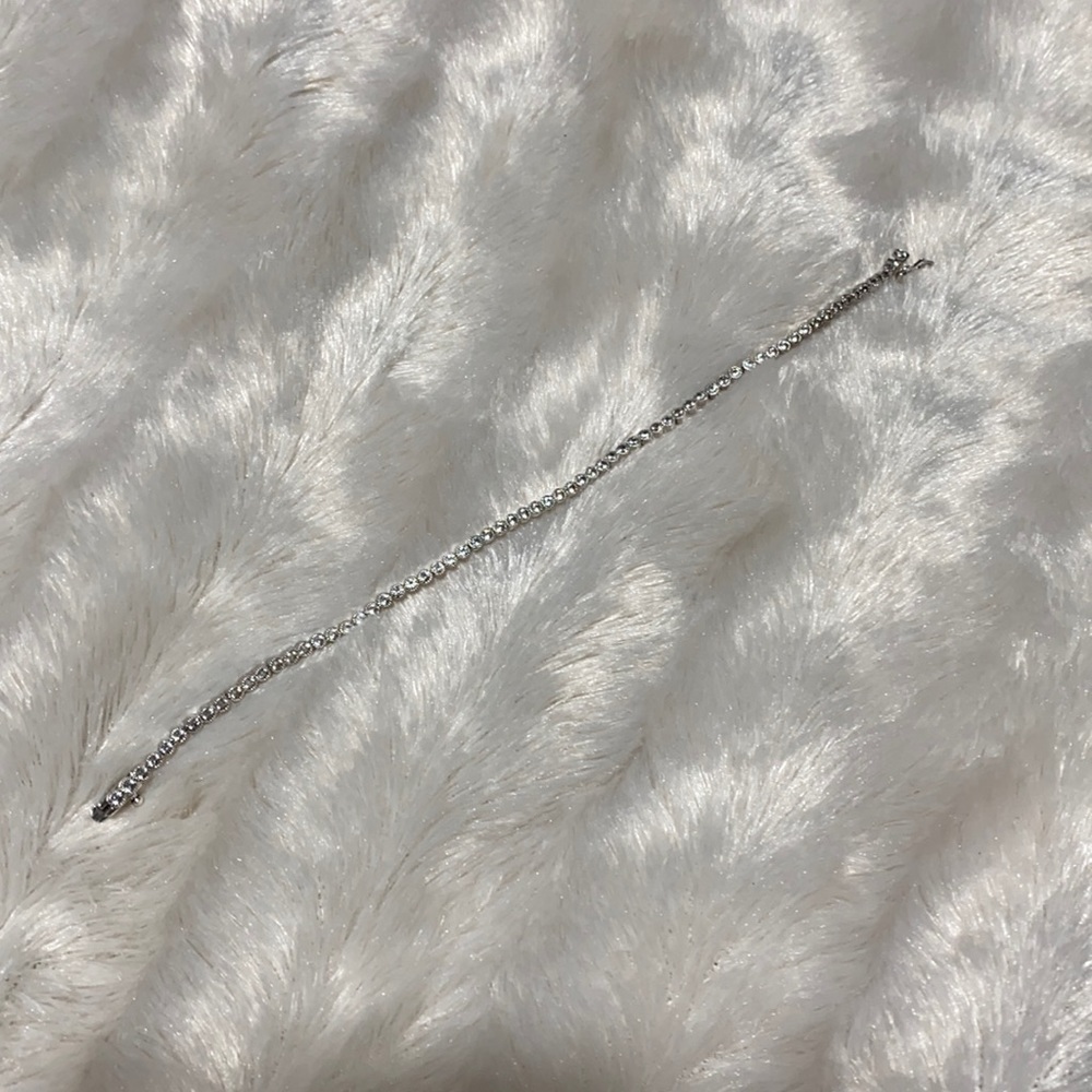 Tennis Bracelet - Picture 2 of 4